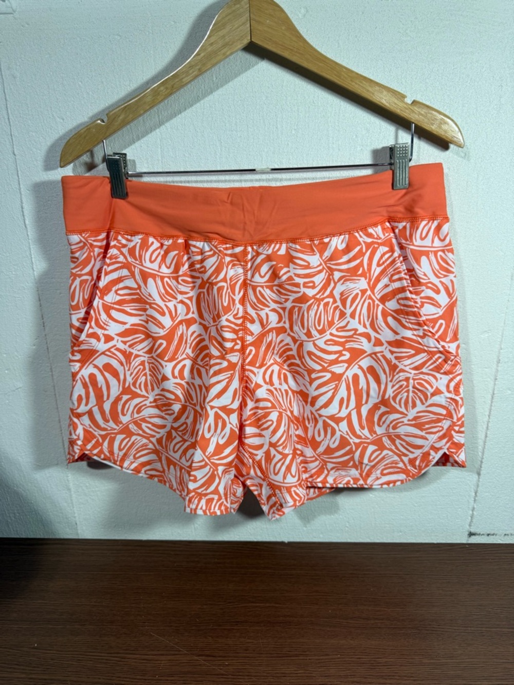 NWT Lands End Women’s Swim Shorts Sz 14